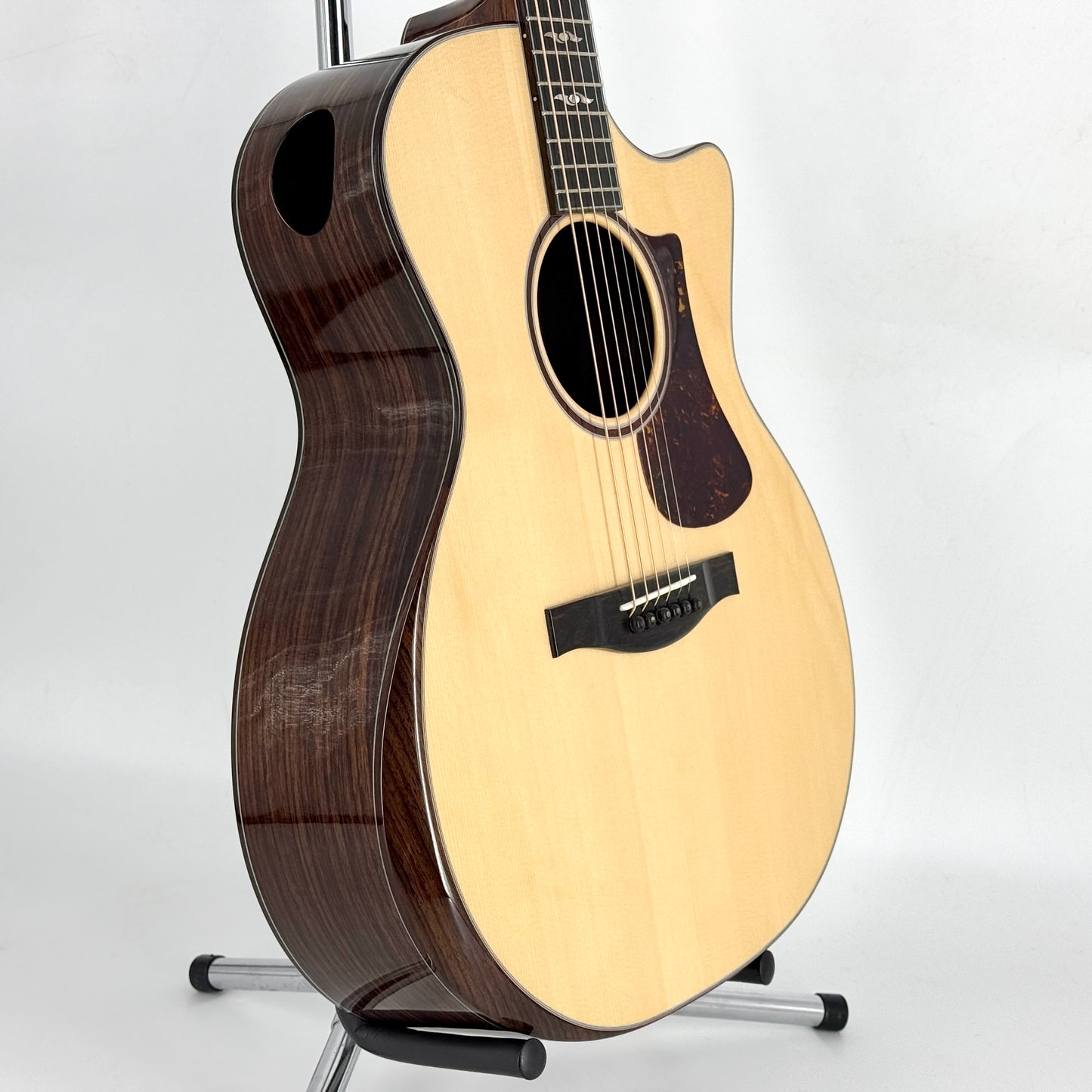 2024 Eastman AC722CE - Natural