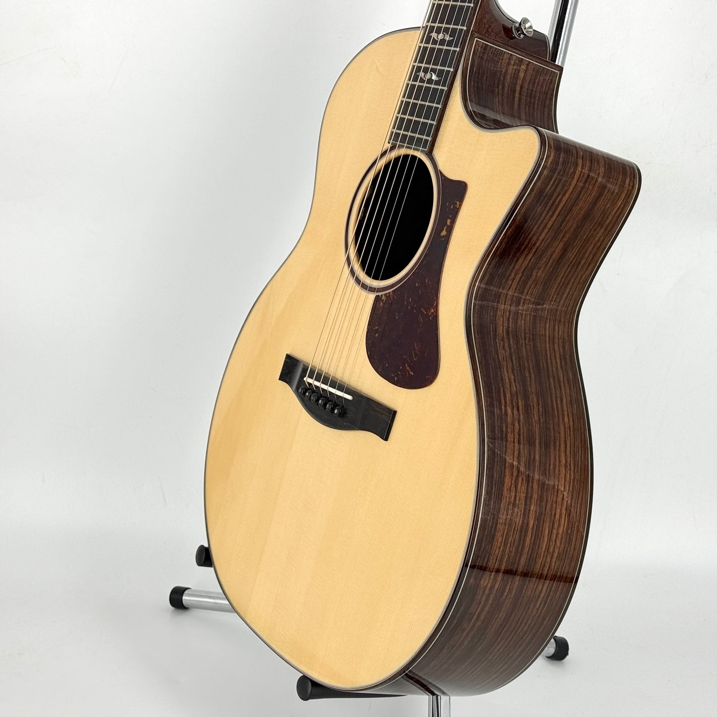 2024 Eastman AC722CE - Natural