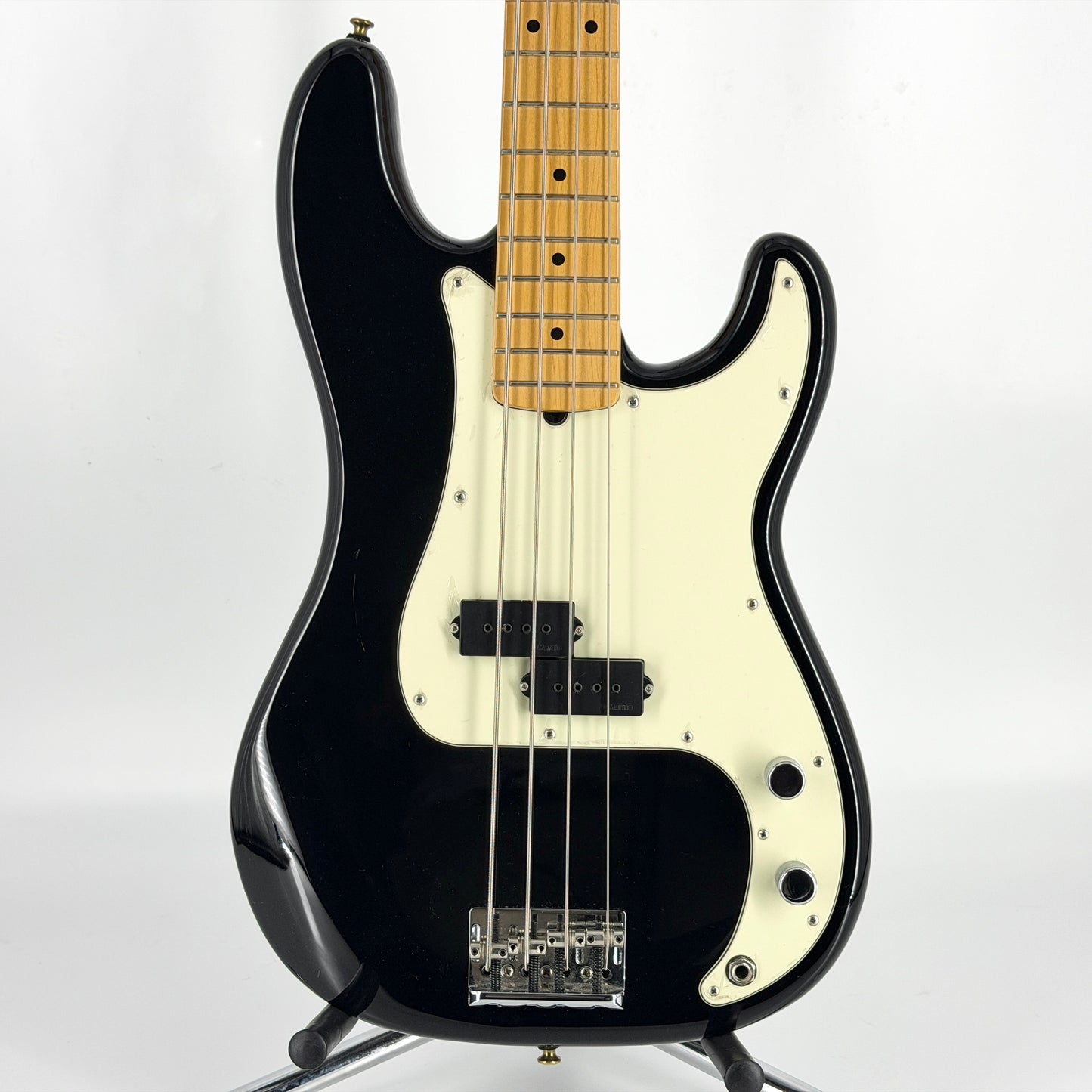 2016 Fender American Professional Precision Bass - Black