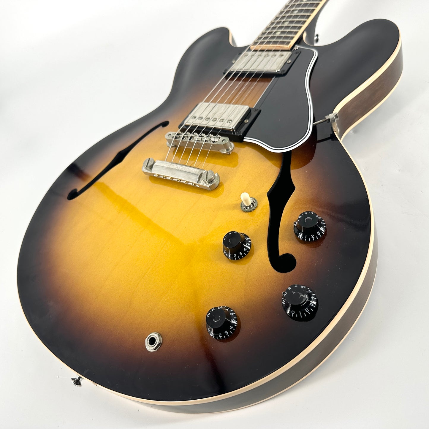 2014 Gibson ES-335 – Vintage Sunburst