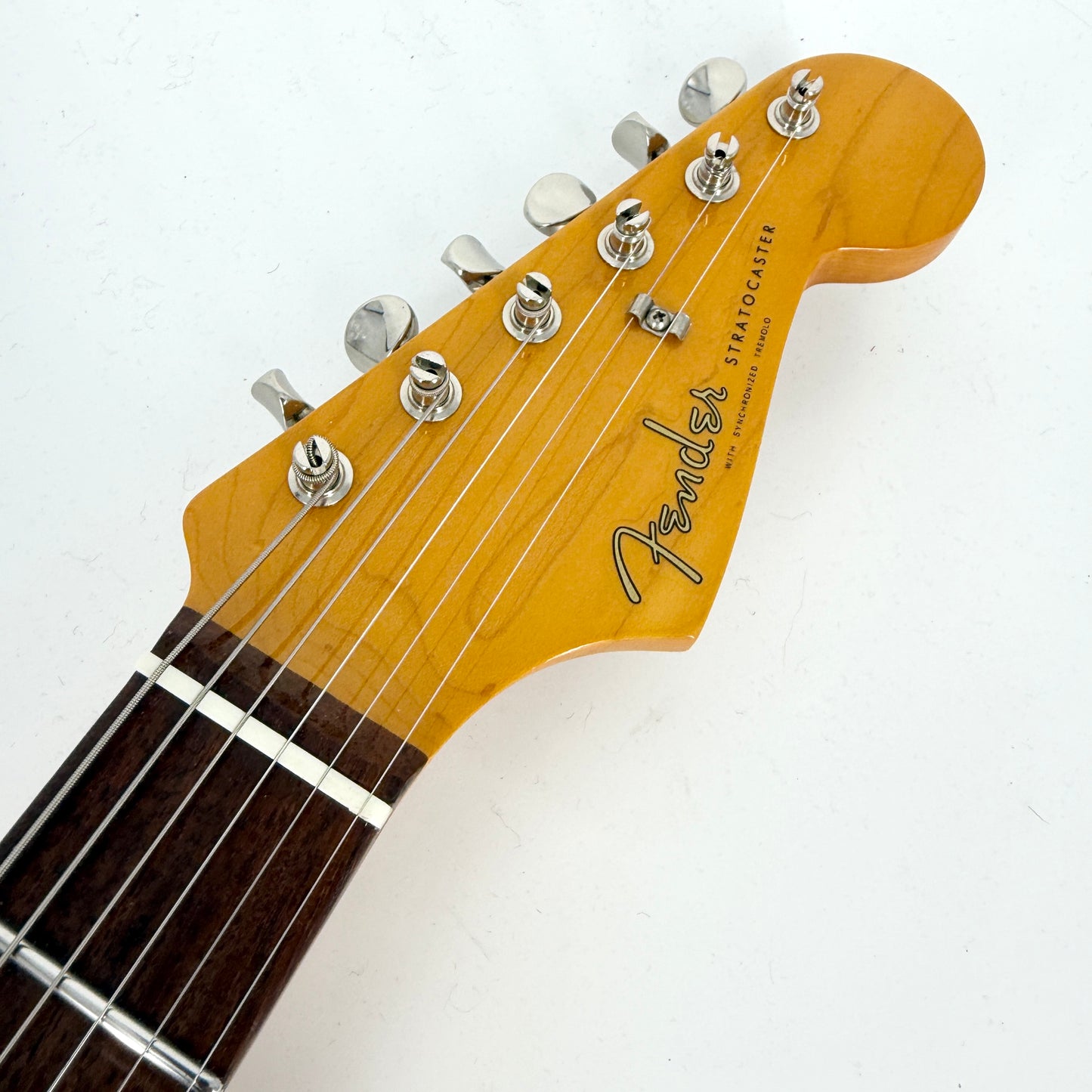 2010 Fender John Mayer Signature Stratocaster – 3 Tone Sunburst