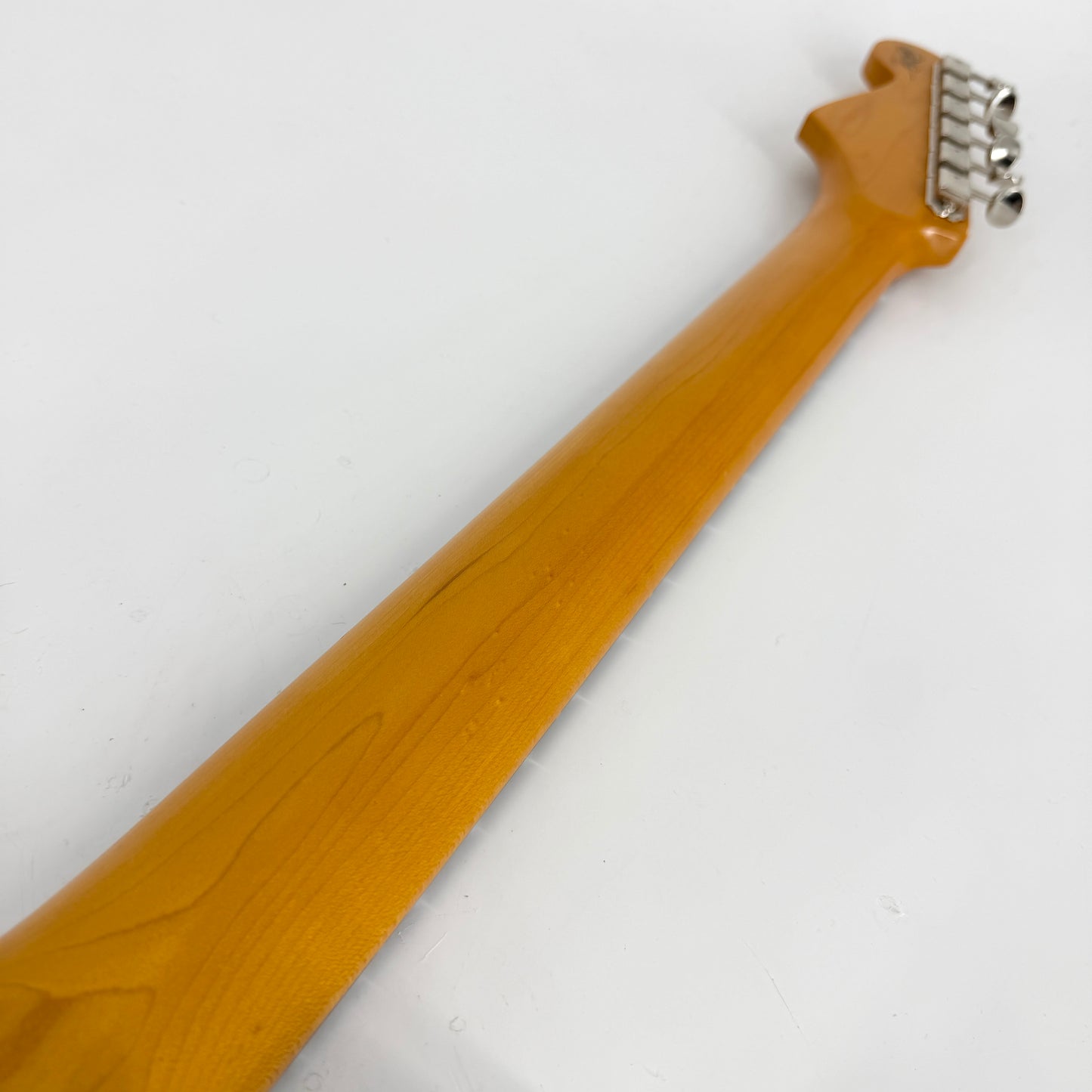 2010 Fender John Mayer Signature Stratocaster – 3 Tone Sunburst