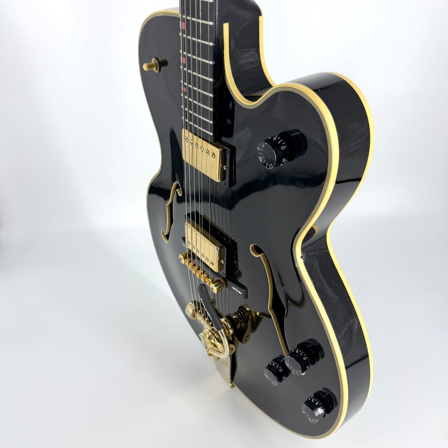 1990 Gibson Chet Atkins Country Gentleman – Ebony