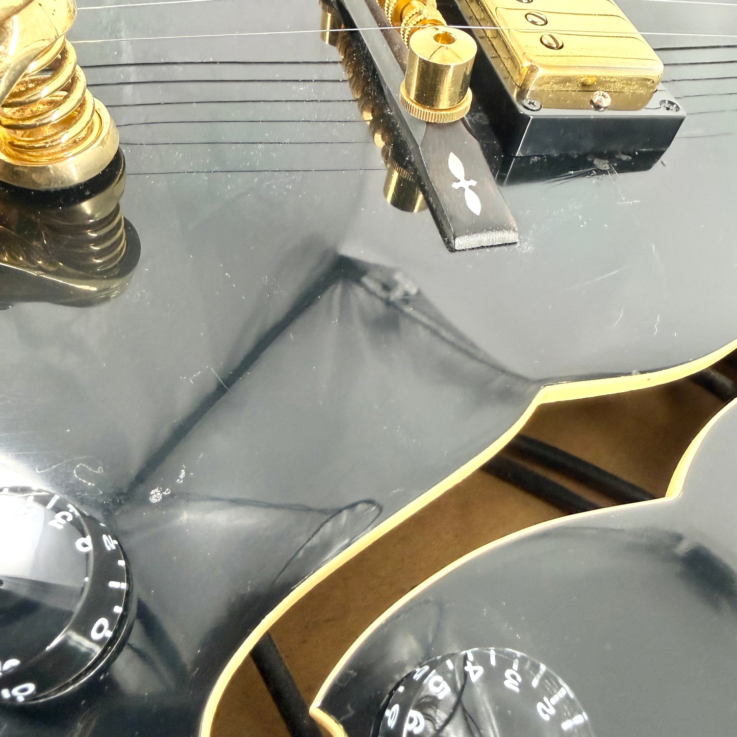 1990 Gibson Chet Atkins Country Gentleman – Ebony