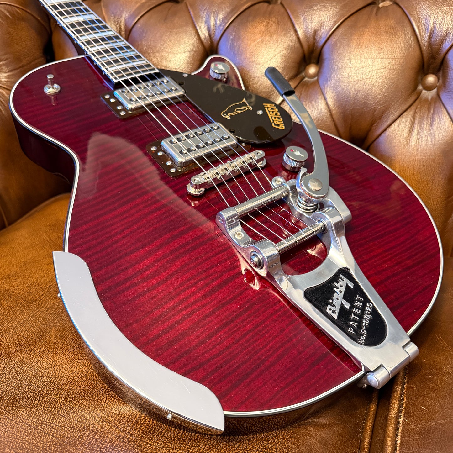 2026 Gretsch Nigel Hendroff Penguin G6134TFM-NH - Dark Cherry Metallic Flame