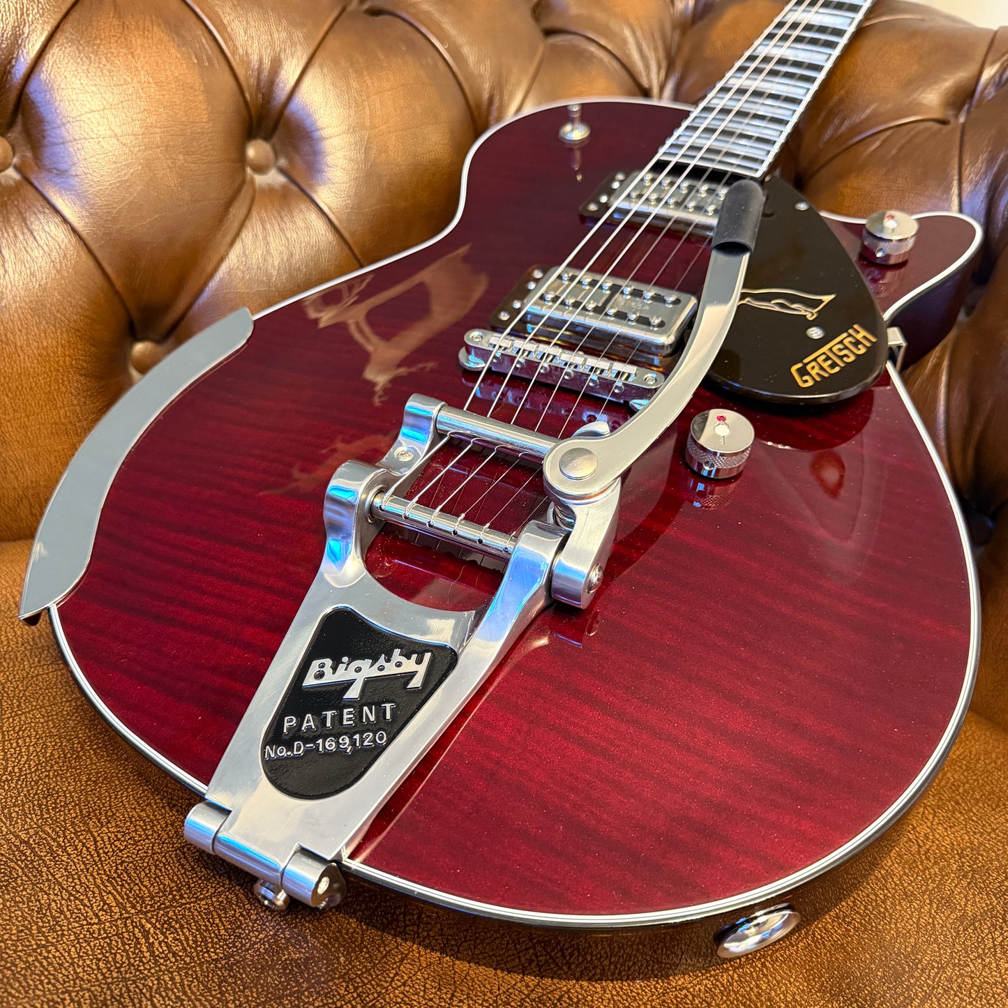 2026 Gretsch Nigel Hendroff Penguin G6134TFM-NH - Dark Cherry Metallic Flame