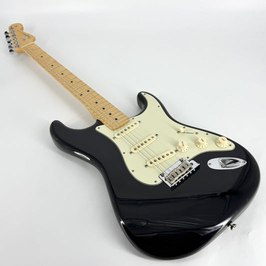 2017 Fender American Professional Stratocaster - Black