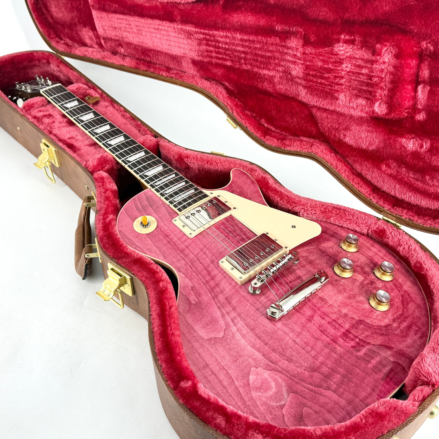 2023 Gibson Les Paul Standard 60’s Figured – Translucent Fuchsia