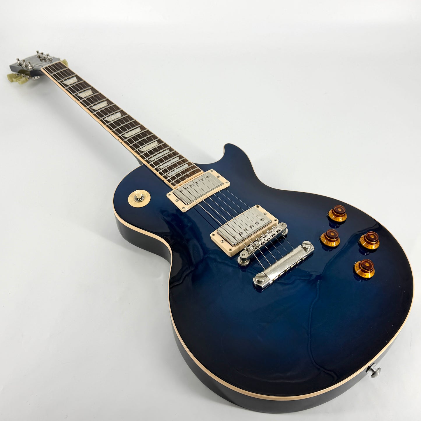 2019 Gibson Les Paul Traditional – Manhattan Midnight