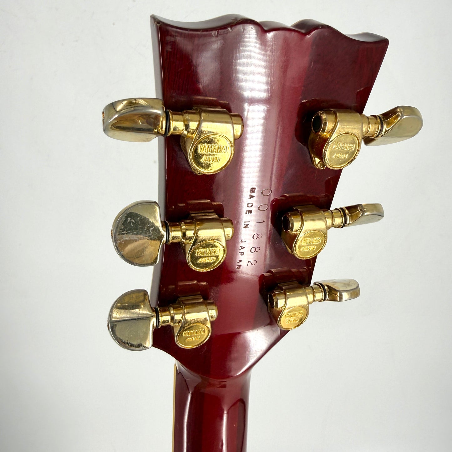 1977 Yamaha SG1000 – Cherry Sunburst