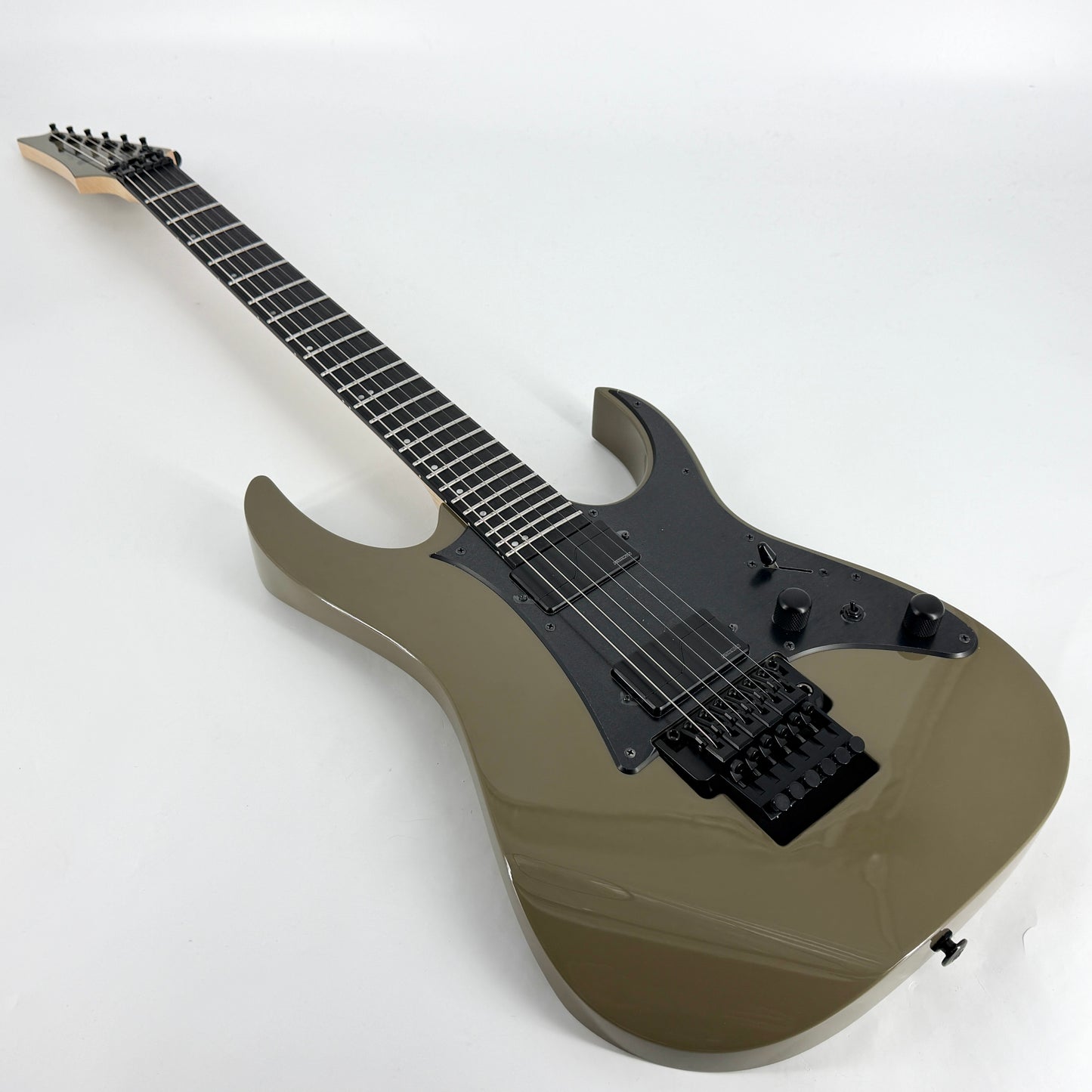 2024 Ibanez Prestige RG5130R-KM - Khaki Metallic
