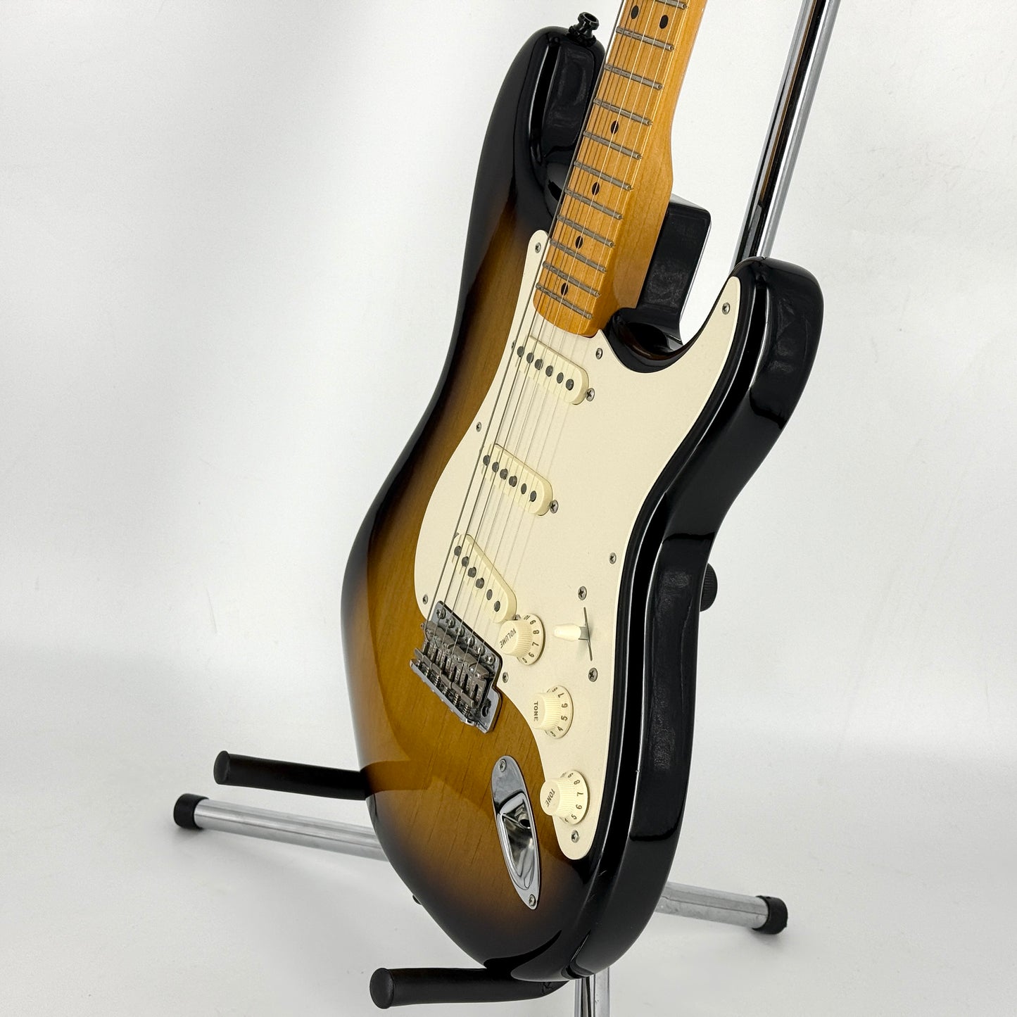 2008 Fender Eric Johnson Stratocaster -  2 Tone Sunburst