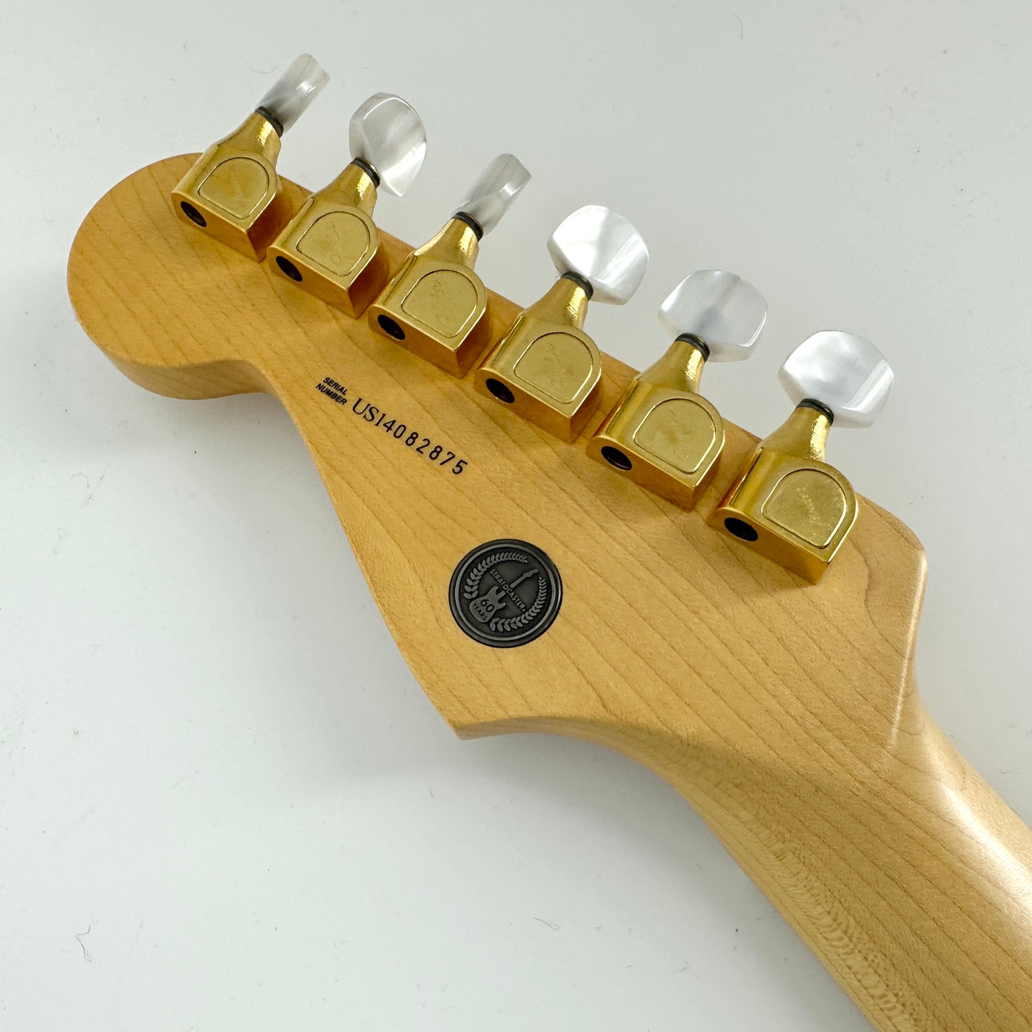 2014 Fender 60th Anniversary Commemorative American Stratocaster –  2 Tone Sunburst