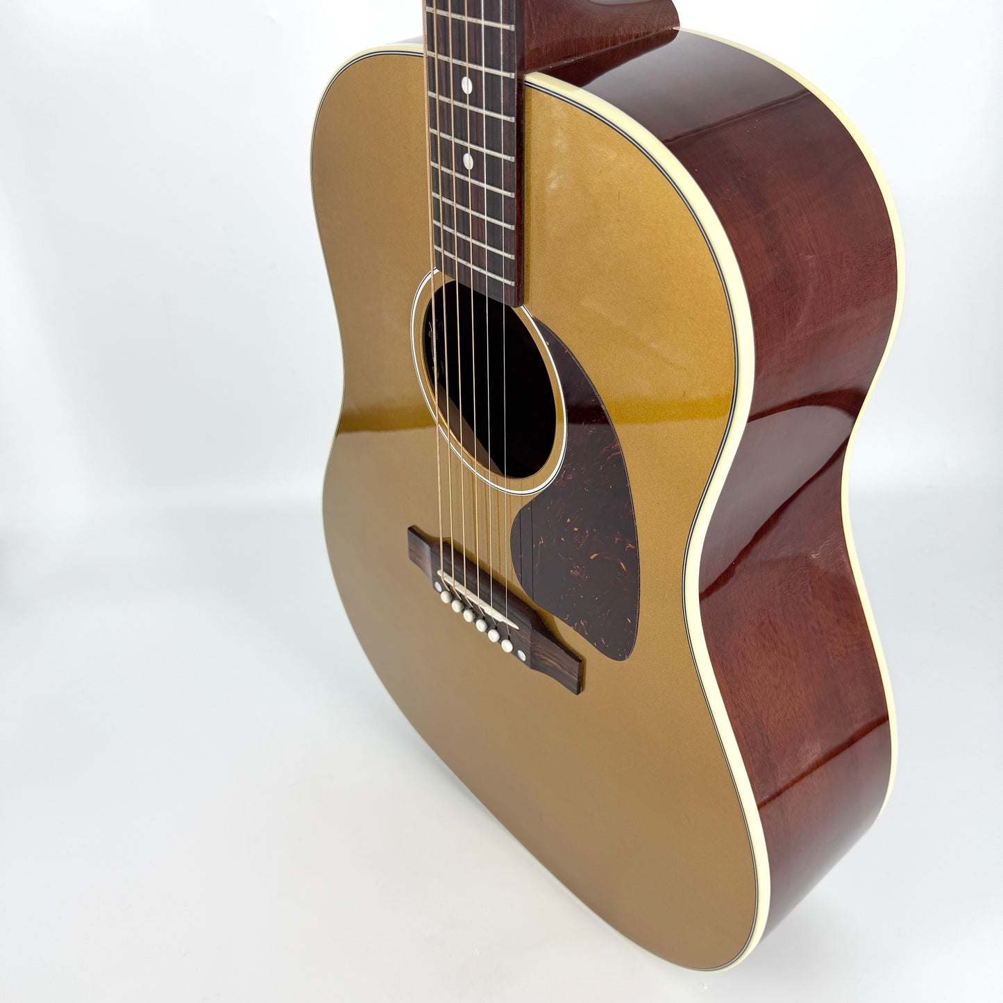 2026 Gibson J-45 Standard – Gold Top
