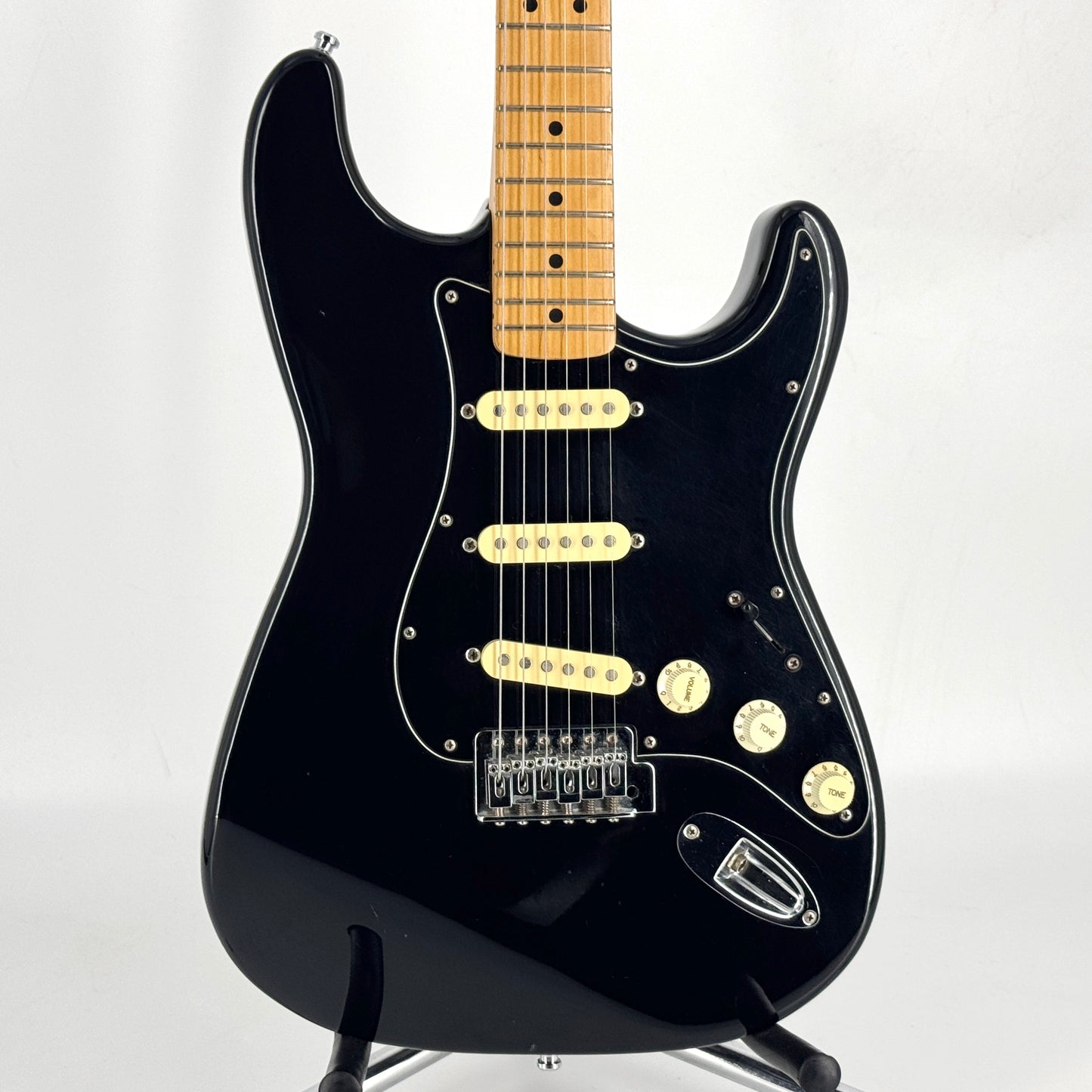 1989 Squier USA Standard Stratocaster – Black