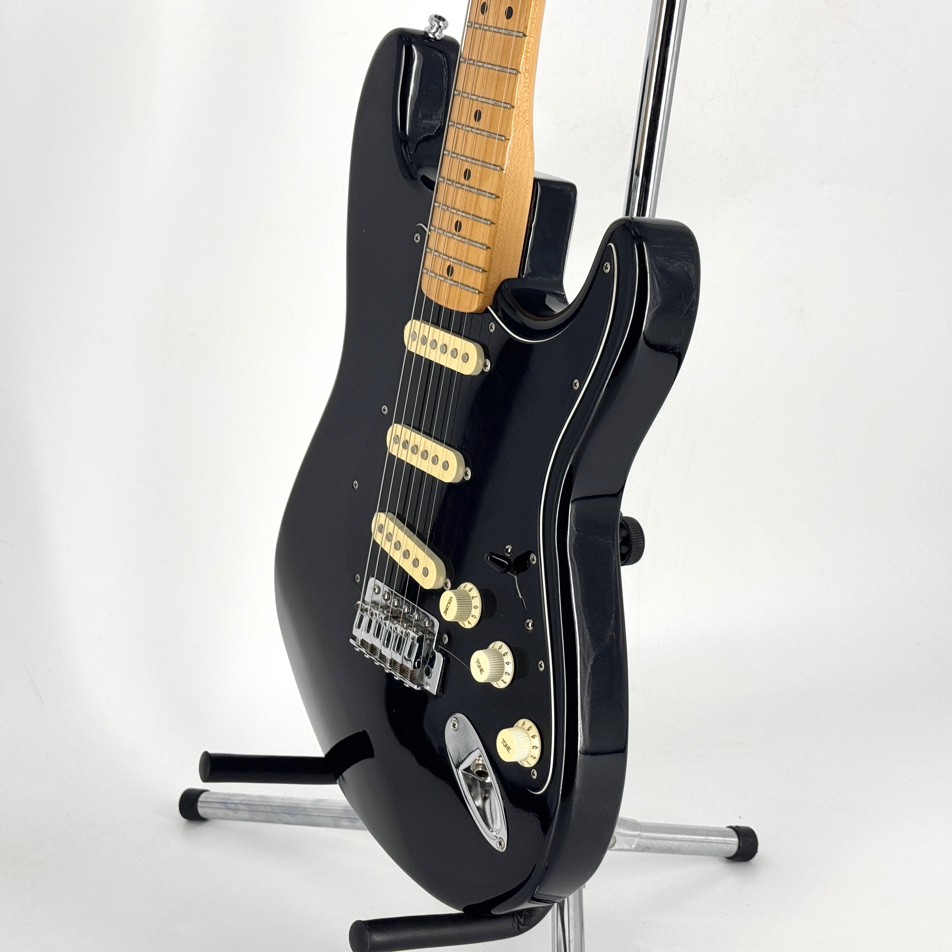 1989 Squier USA Standard Stratocaster – Black – Jordan Guitars