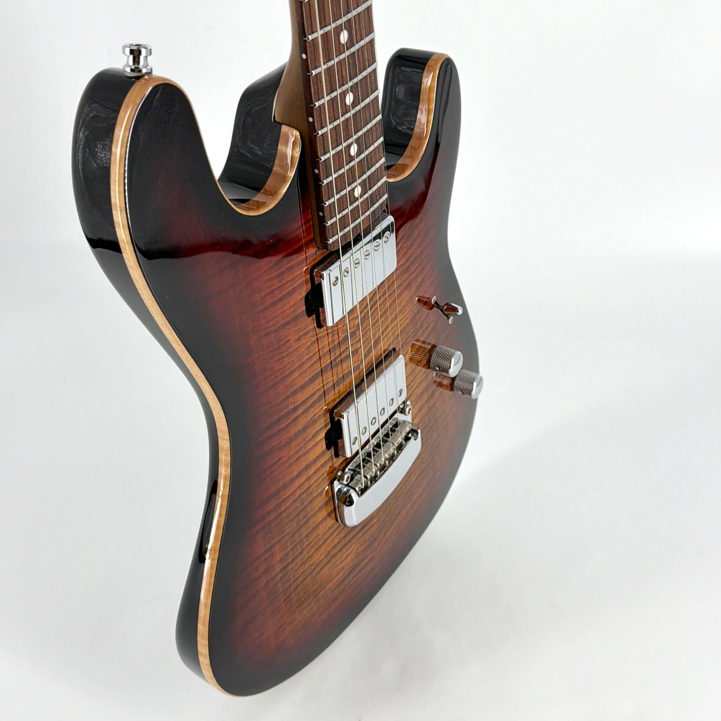 2020 Ernie Ball Music Man Sabre - Bougie Burst