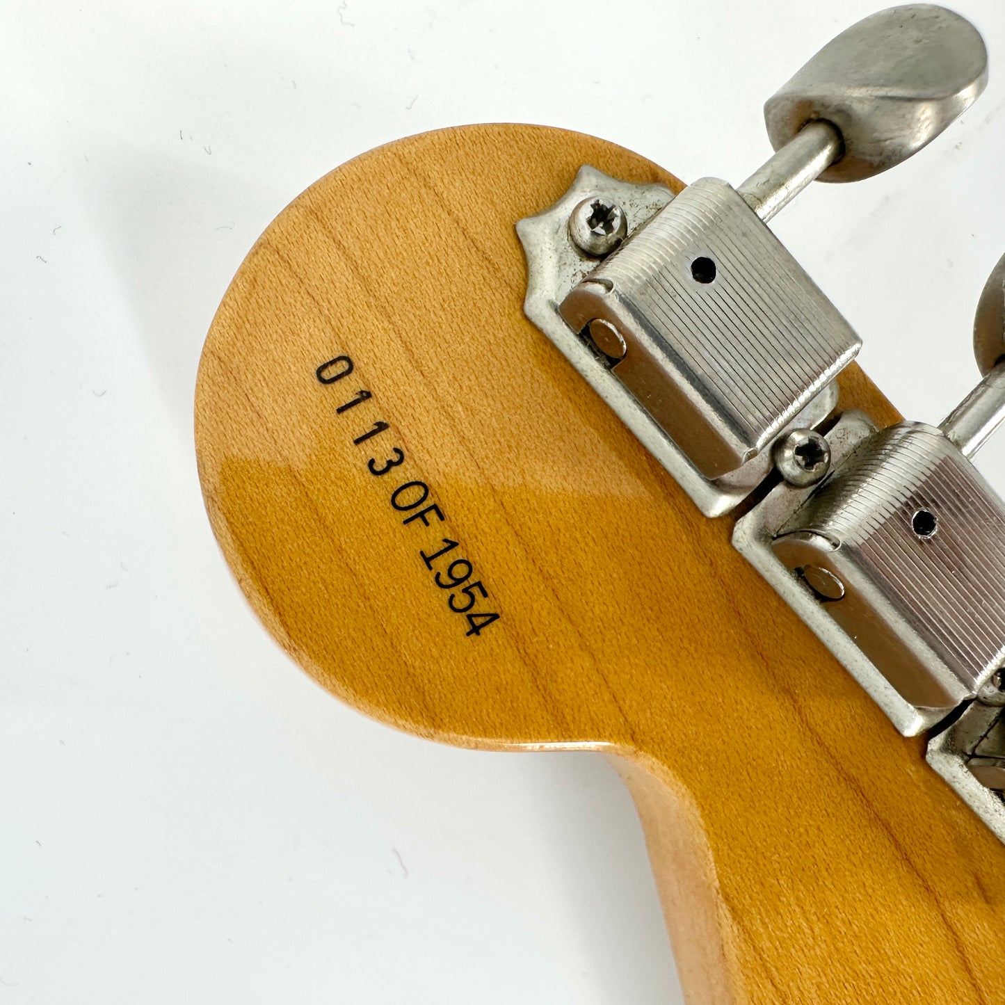 1994 Fender American 40th Anniversary 1954 Stratocaster – 2 Tone Sunburst