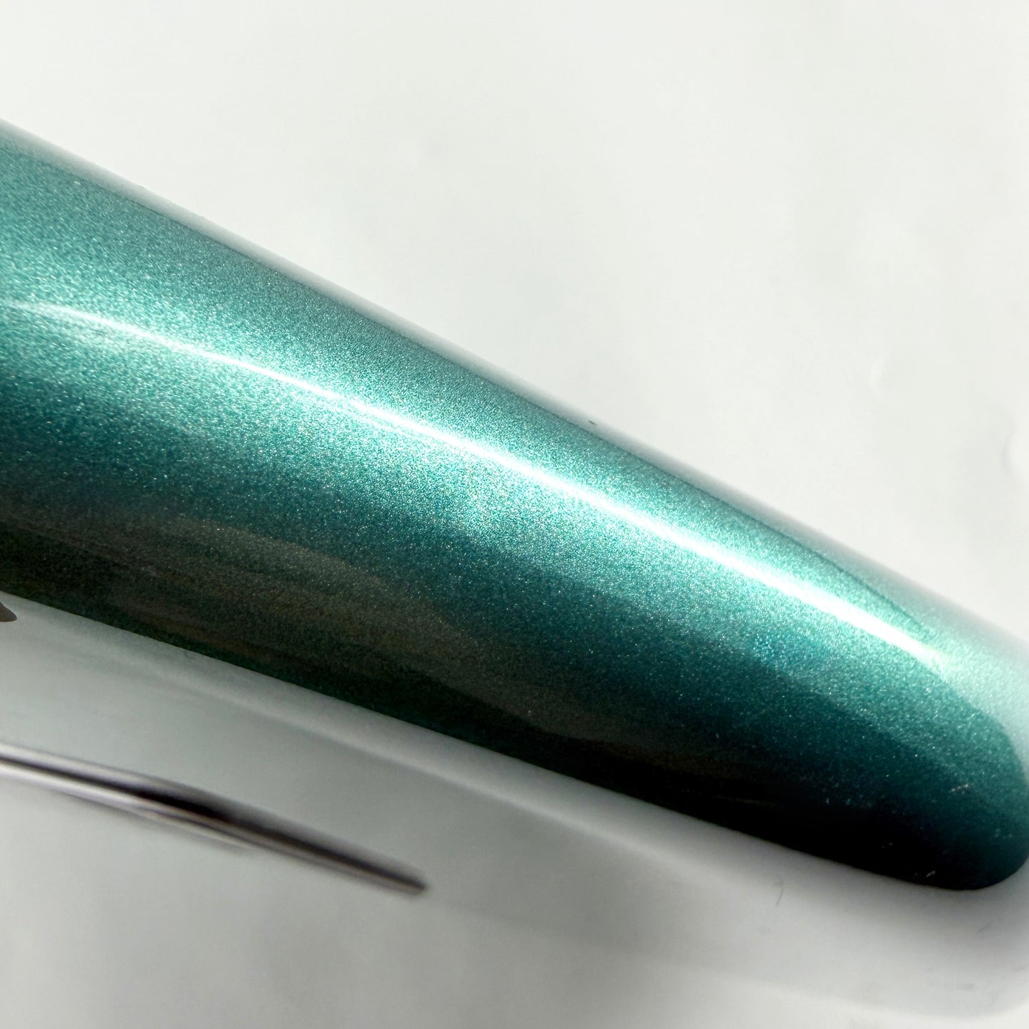 2025 Fender American Professional Classic Stratocaster HSS – Faded Sherwood Green Metallic