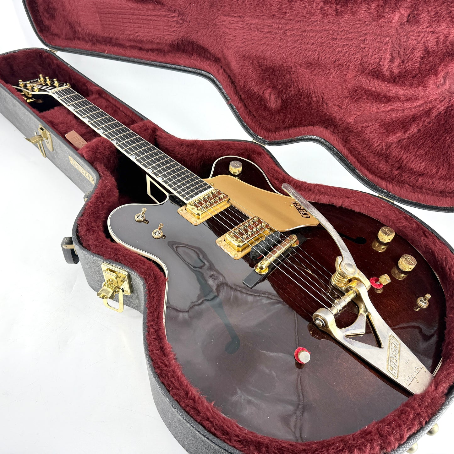2005 Gretsch Chet Atkins Country Gentleman – G6122T-SP – Walnut Stain