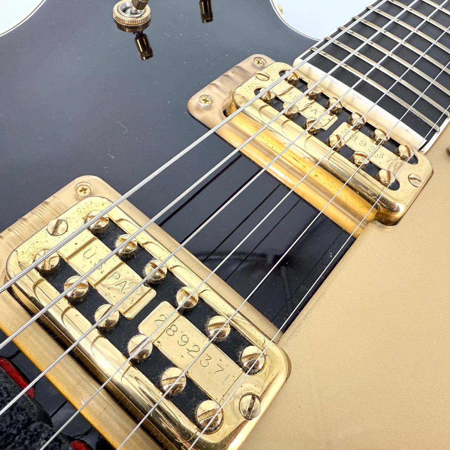 2005 Gretsch Chet Atkins Country Gentleman – G6122T-SP – Walnut Stain