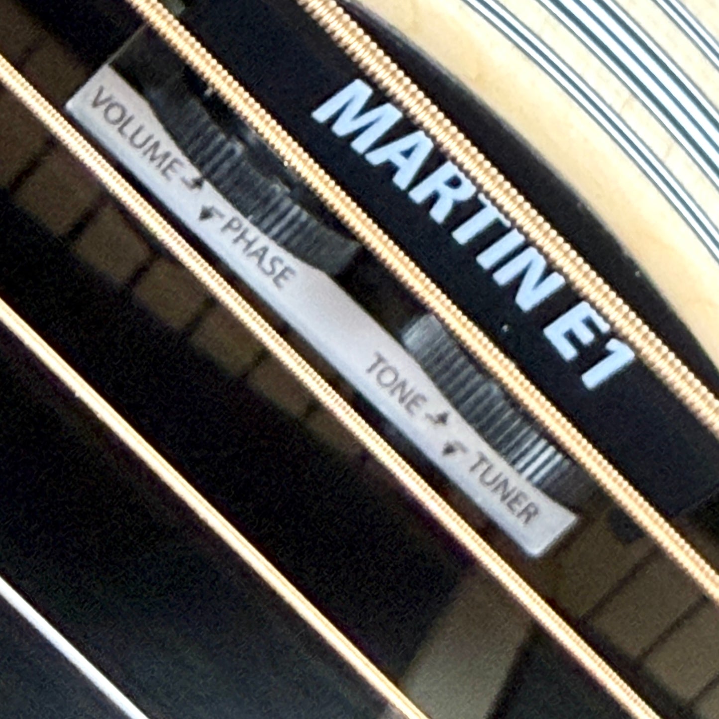 2025 Martin X-Series D-X2E Billy Strings – Natural