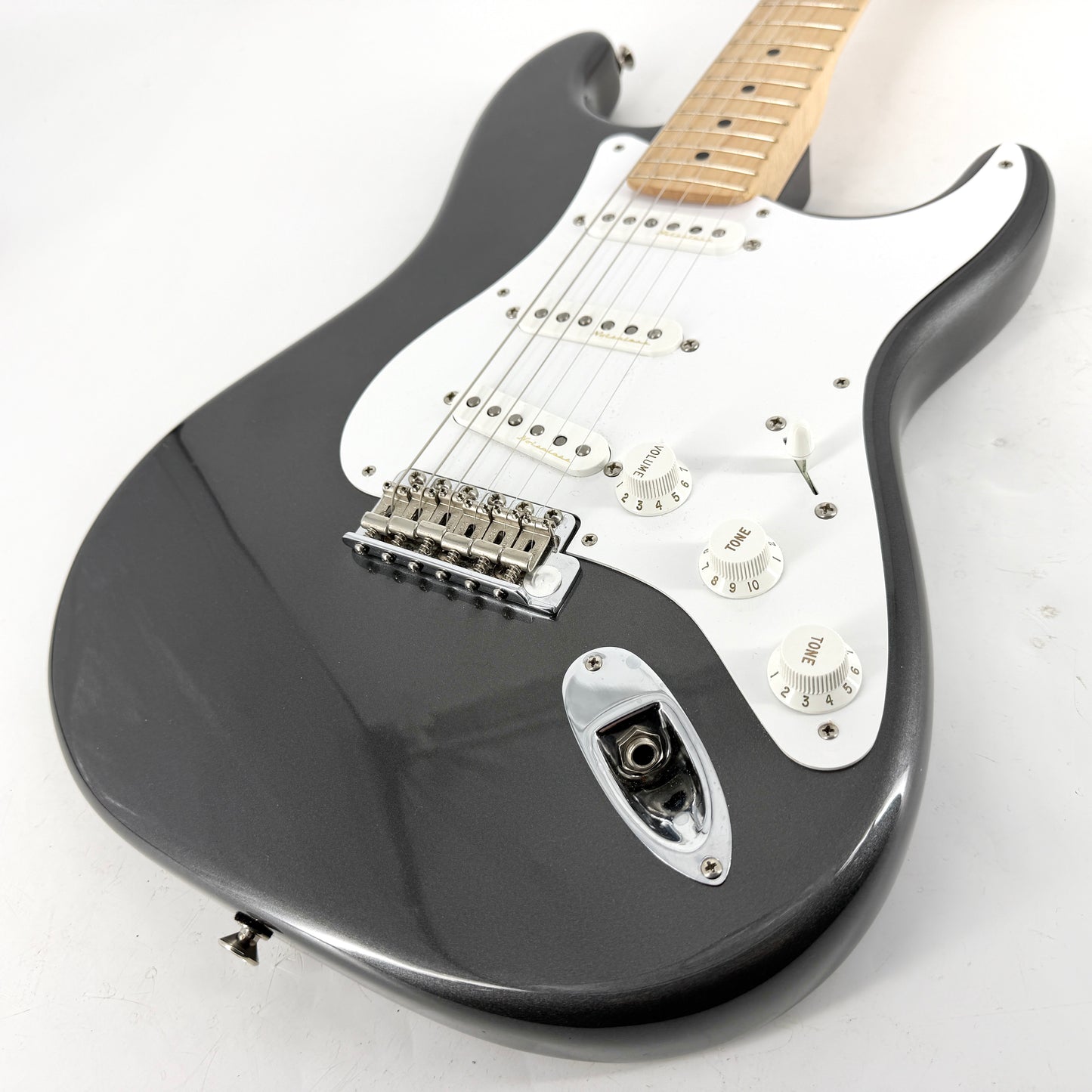 2016 Fender Eric Clapton Signature Stratocaster – Pewter