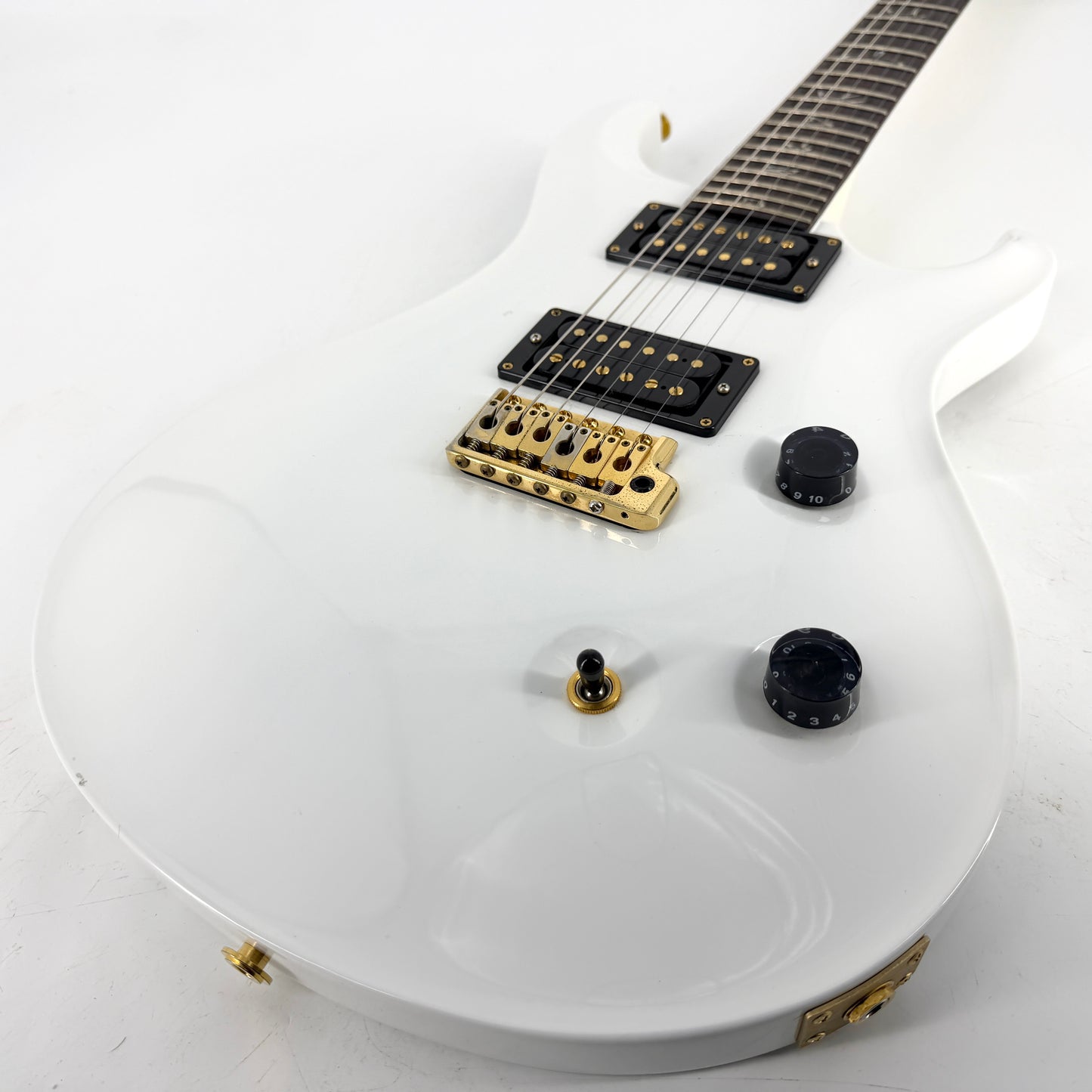 2009 PRS Dave Navarro Signature – Jet White