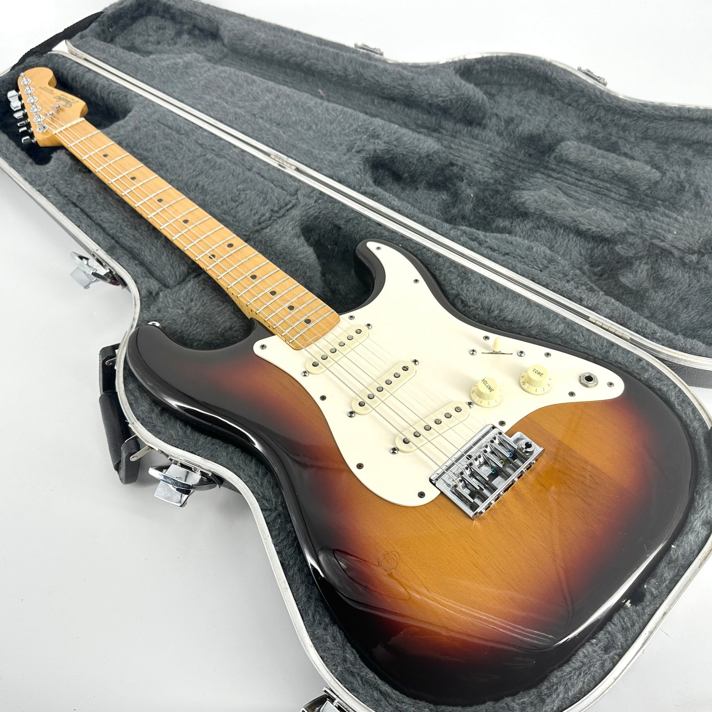 1983 Fender American Stratocaster - Sunburst