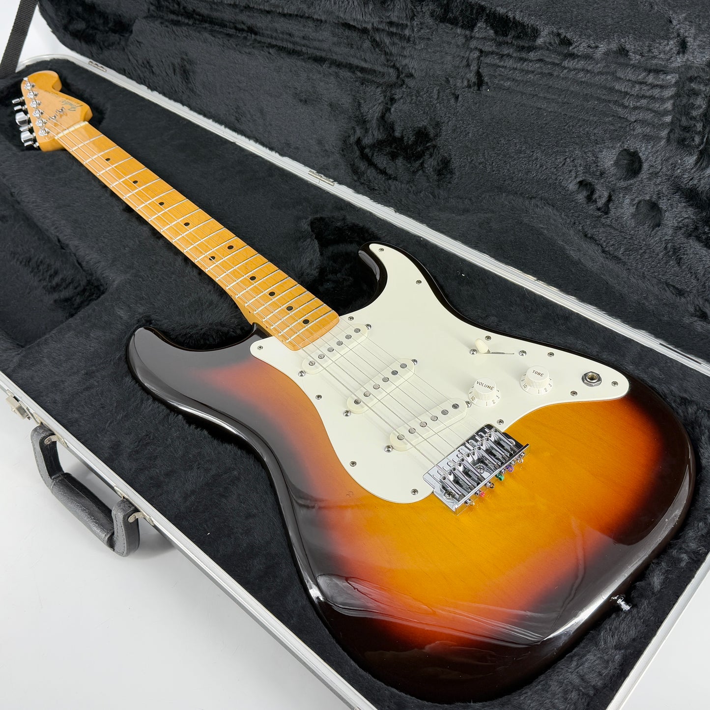 1983 Fender American Hardtail Stratocaster - Sunburst