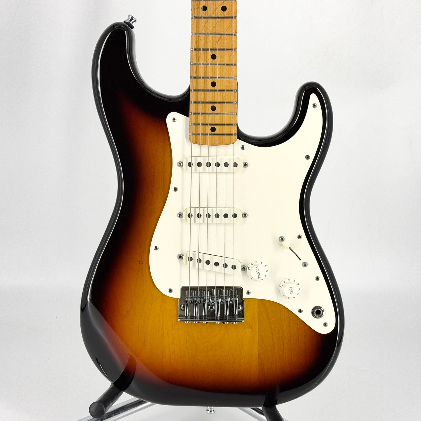 1983 Fender American Hardtail Stratocaster - Sunburst