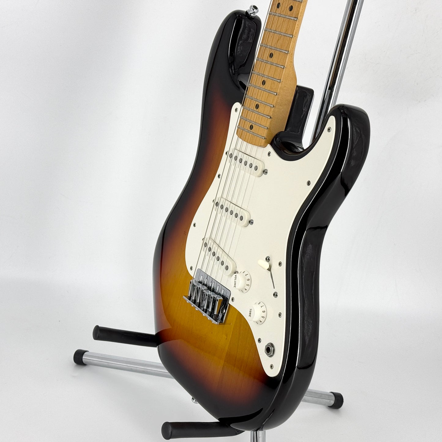 1983 Fender American Hardtail Stratocaster - Sunburst