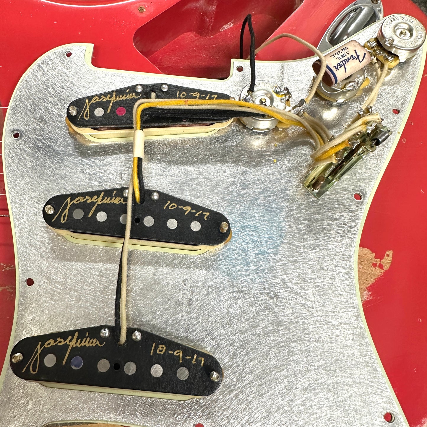 2017 Fender Custom Shop Dennis Galuszka Masterbuilt ’60s Stratocaster Relic - Fiesta Red