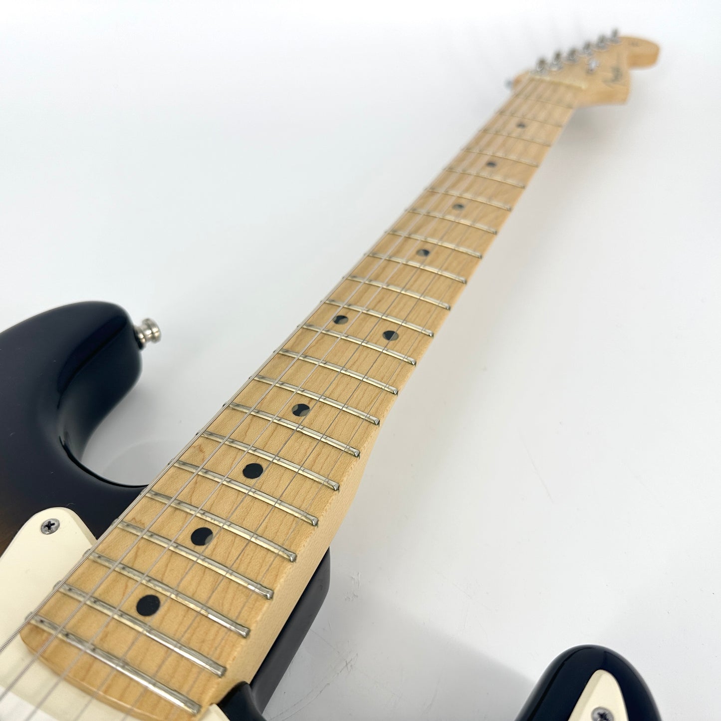 2004 Fender 50th Anniversary American Series Stratocaster – 2 Tone Sunburst