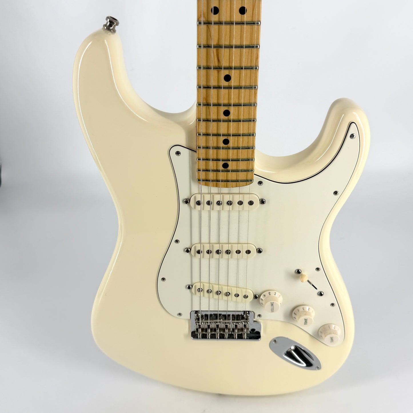2014 Fender American Standard Stratocaster – Olympic White