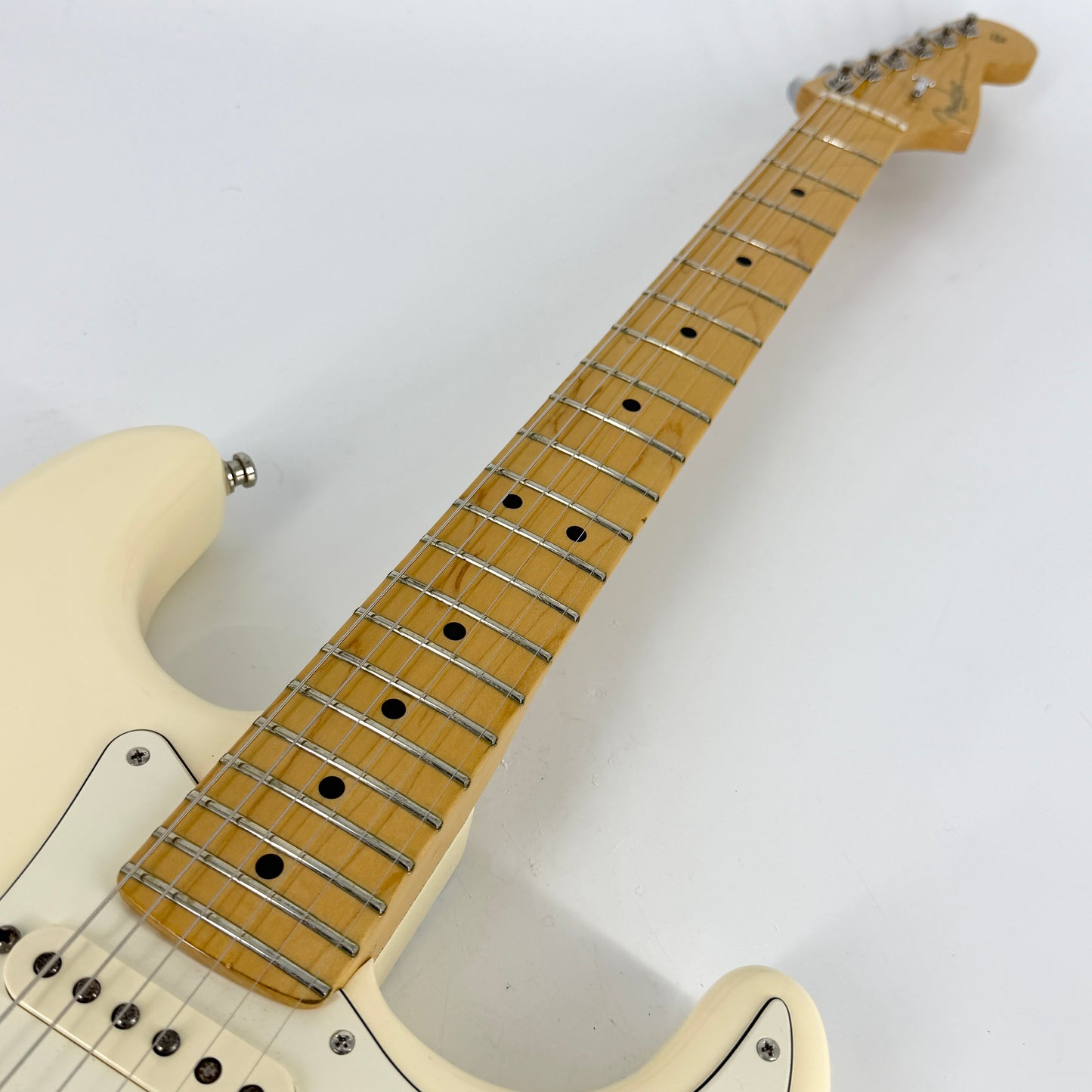 2014 Fender American Standard Stratocaster – Olympic White