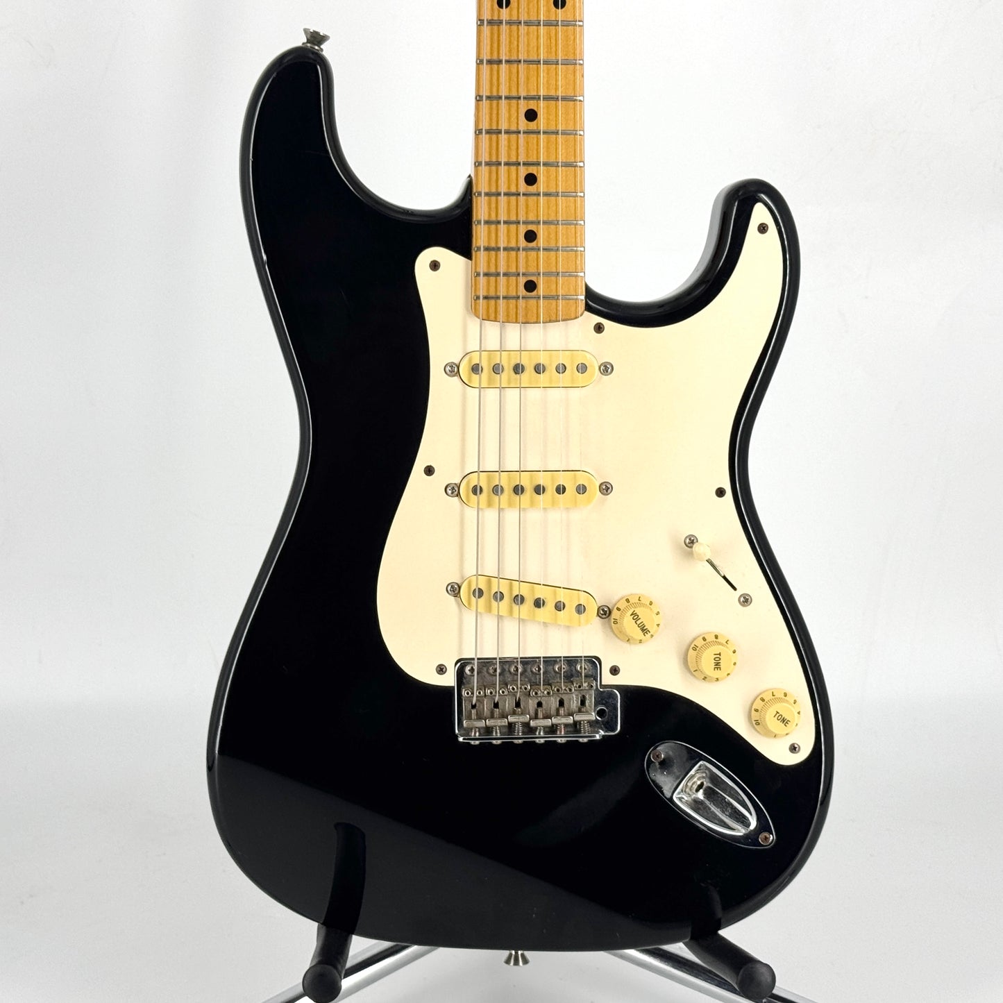 1998 Fender Japan ST-54 DEX2 Stratocaster - Black