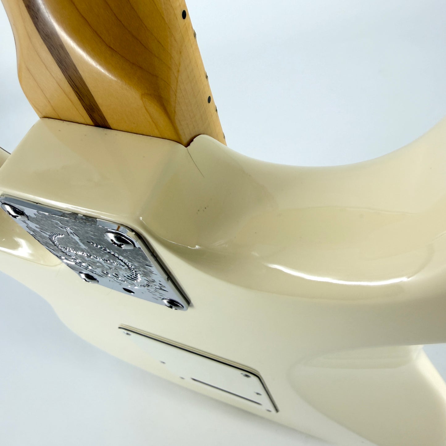 2014 Fender American Standard Stratocaster – Olympic White