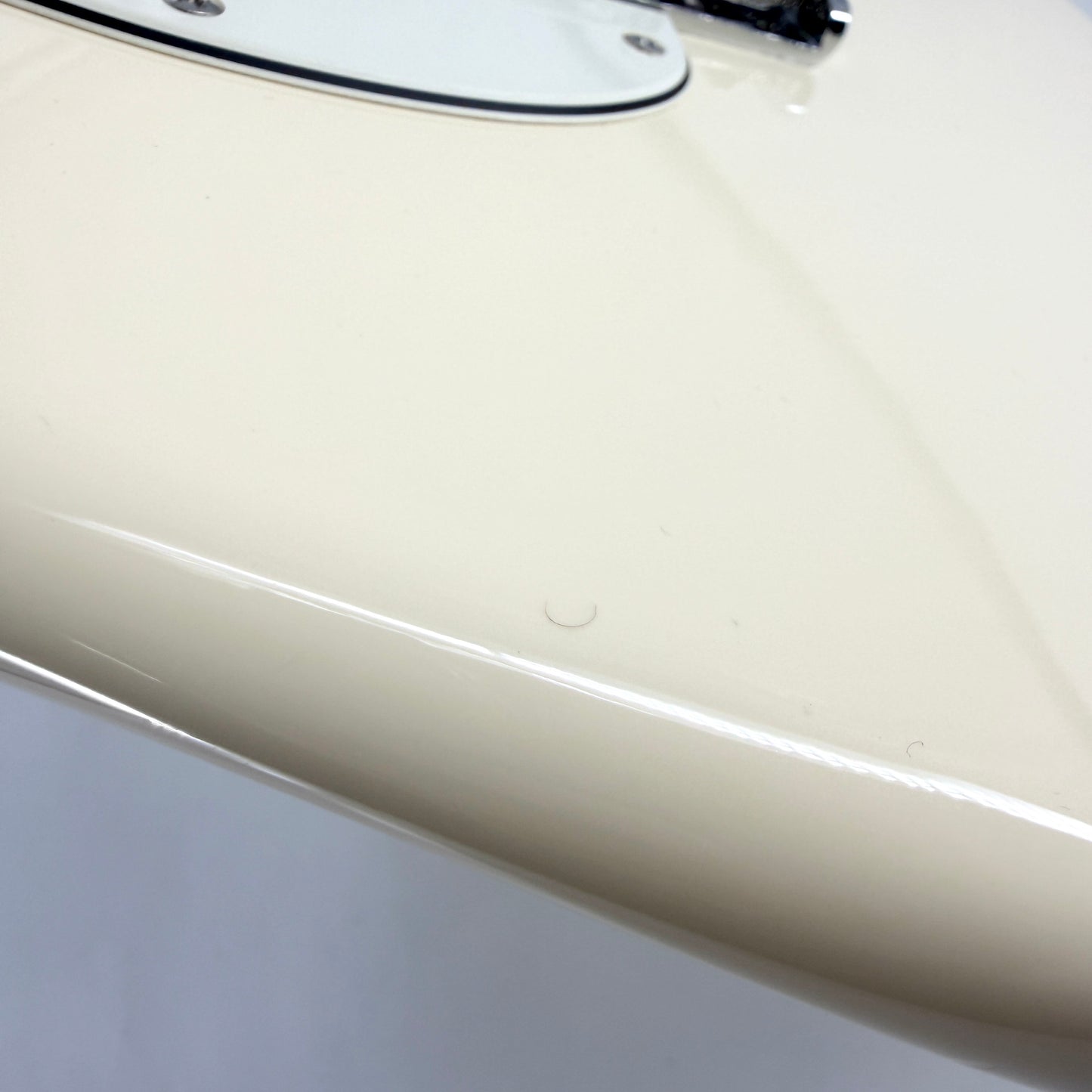 2014 Fender American Standard Stratocaster – Olympic White
