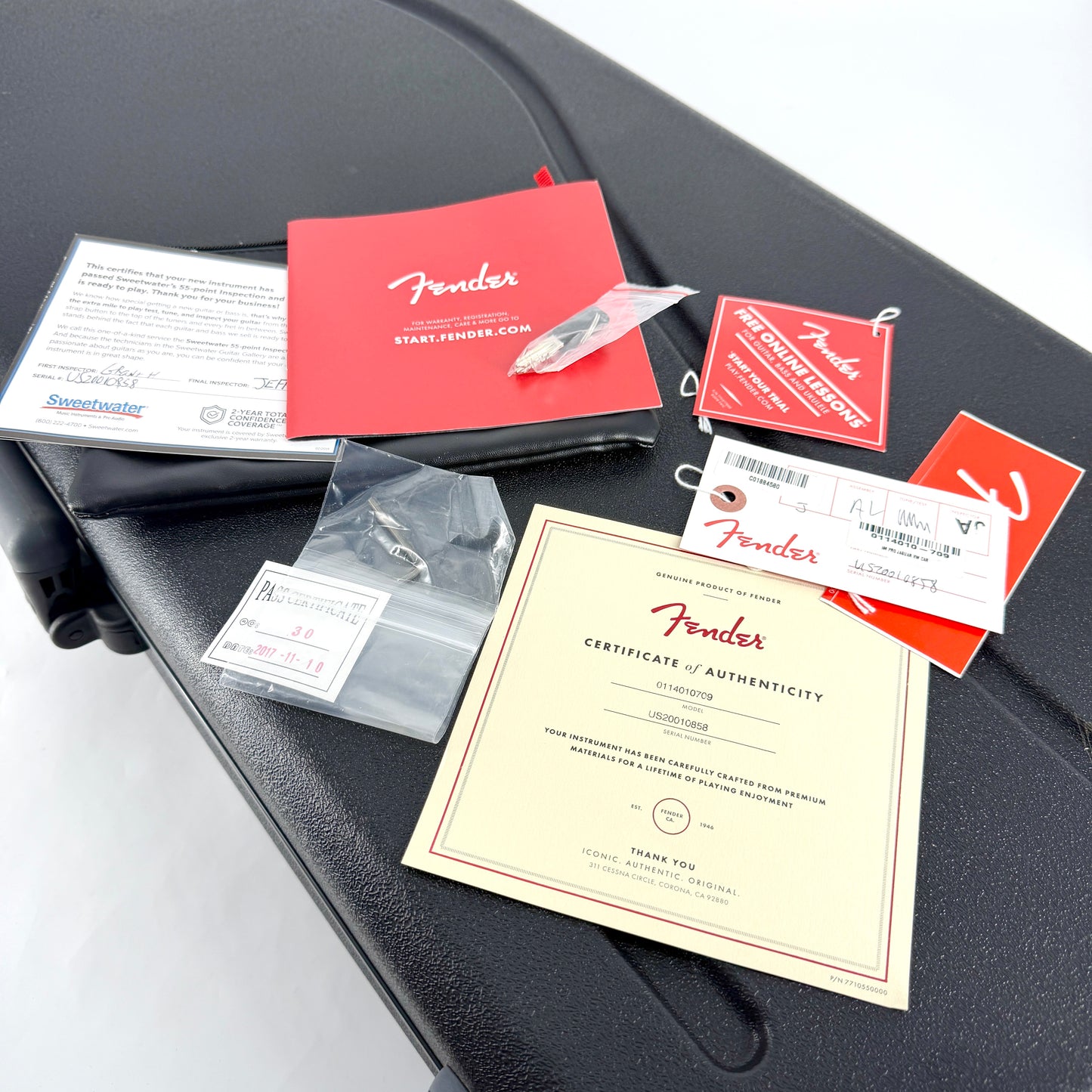 2020 Fender American Professional Jaguar – Candy Apple Red