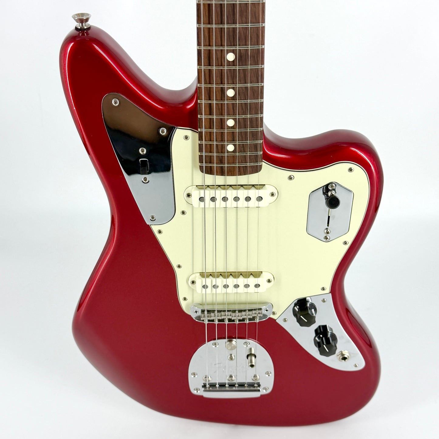 2020 Fender American Professional Jaguar – Candy Apple Red
