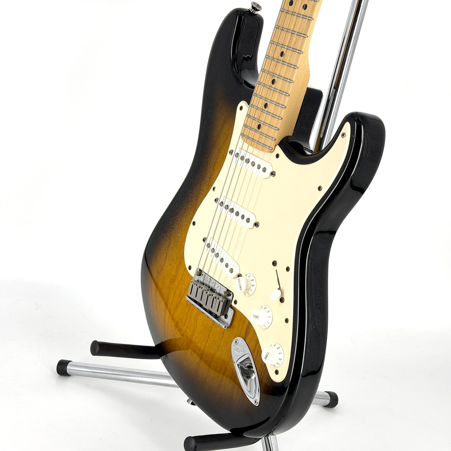 2004 Fender 50th Anniversary American Series Stratocaster – 2 Tone Sunburst