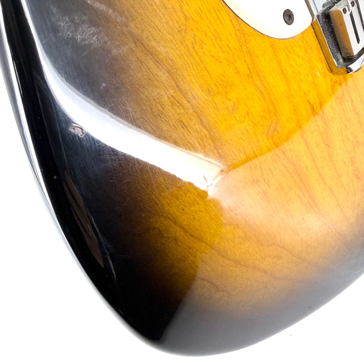 2004 Fender 50th Anniversary American Series Stratocaster – 2 Tone Sunburst