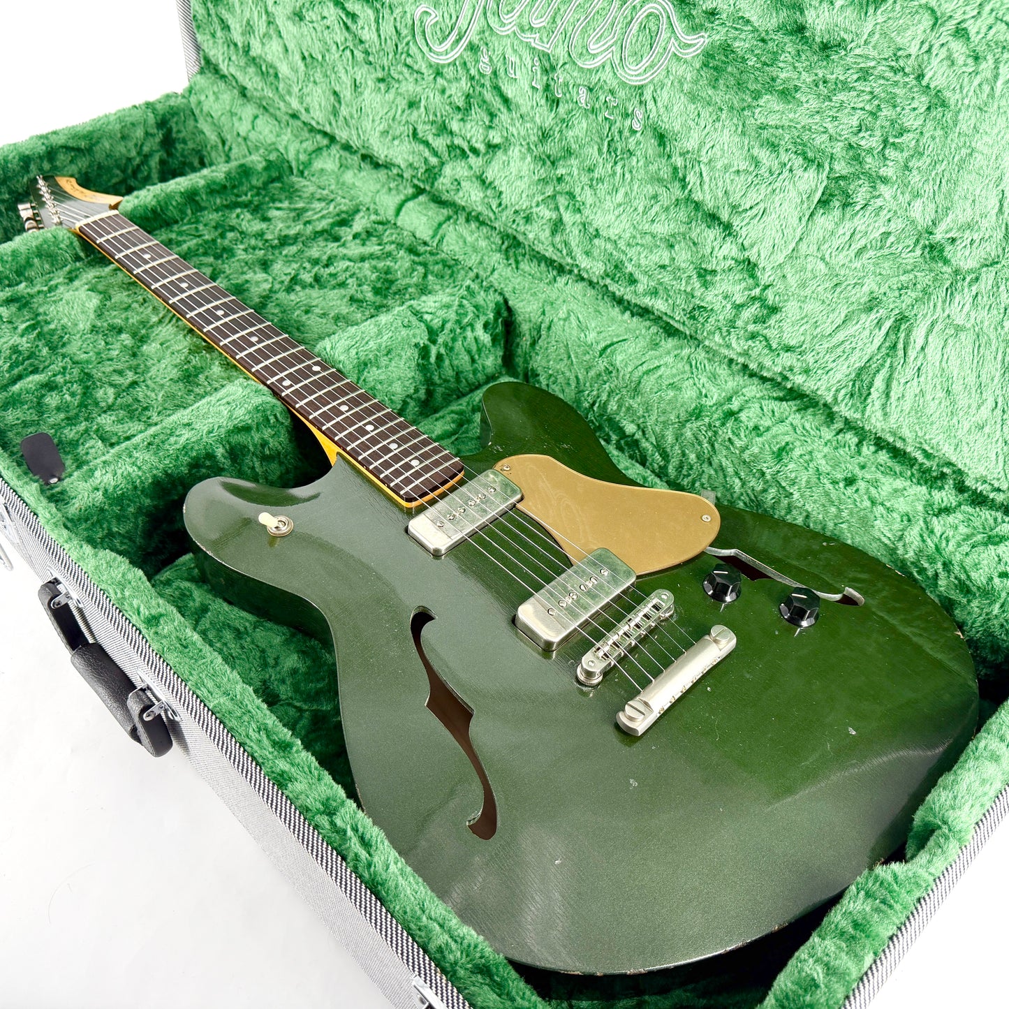 2020 GF6 Alt De Facto Distressed - Cadillac Green