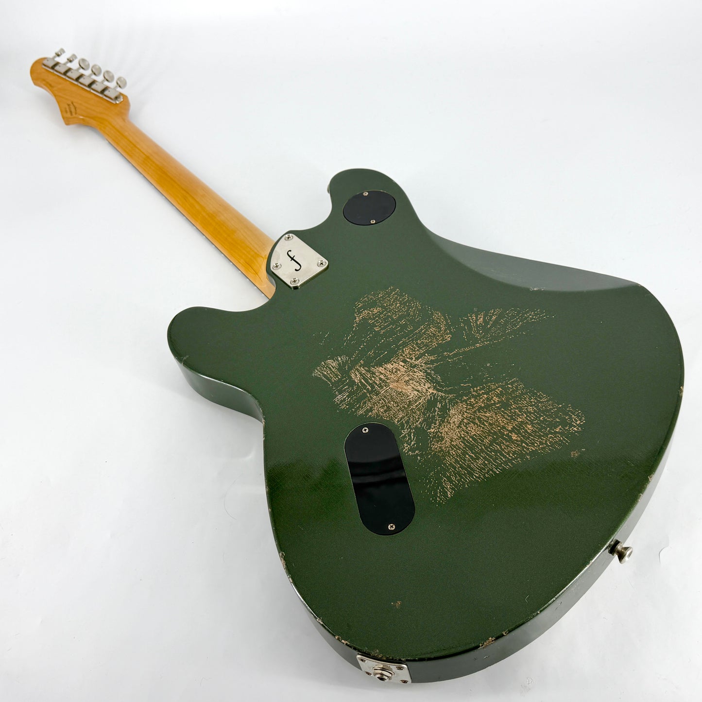 2020 GF6 Alt De Facto Distressed - Cadillac Green