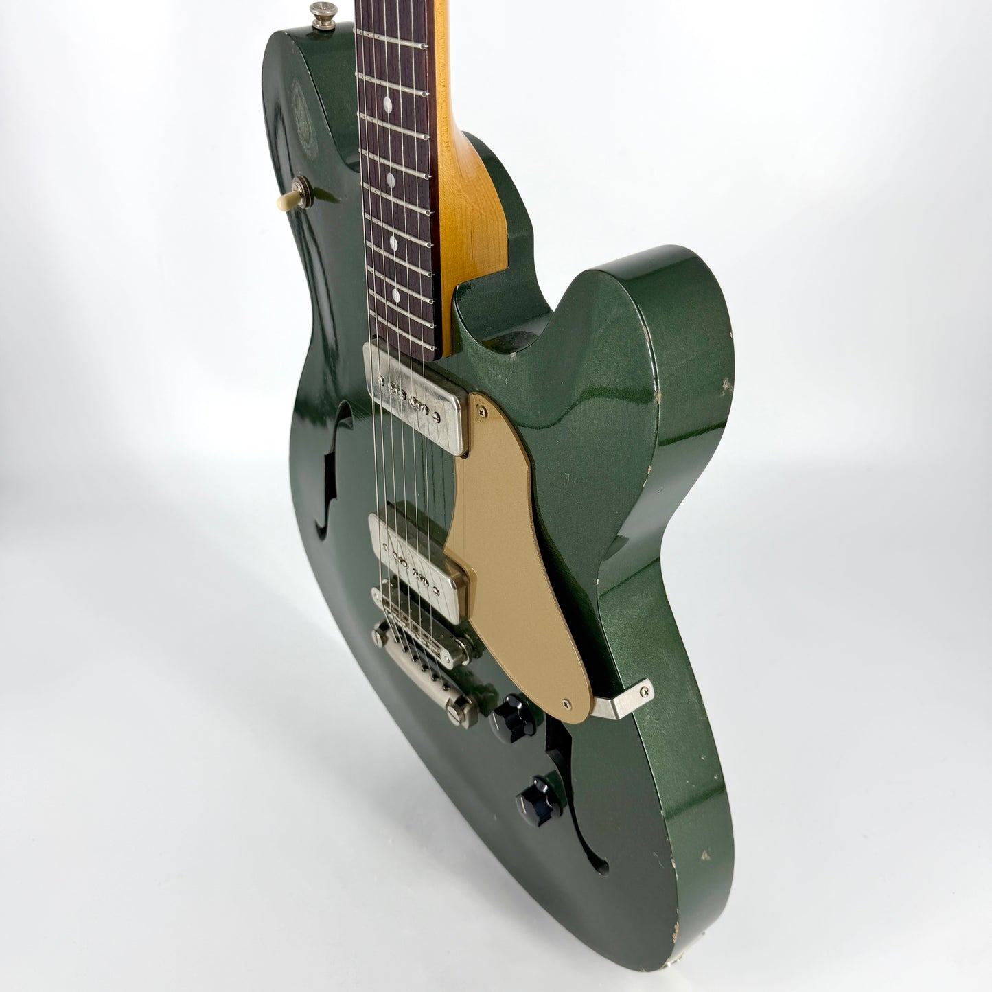 2020 GF6 Alt De Facto Distressed - Cadillac Green