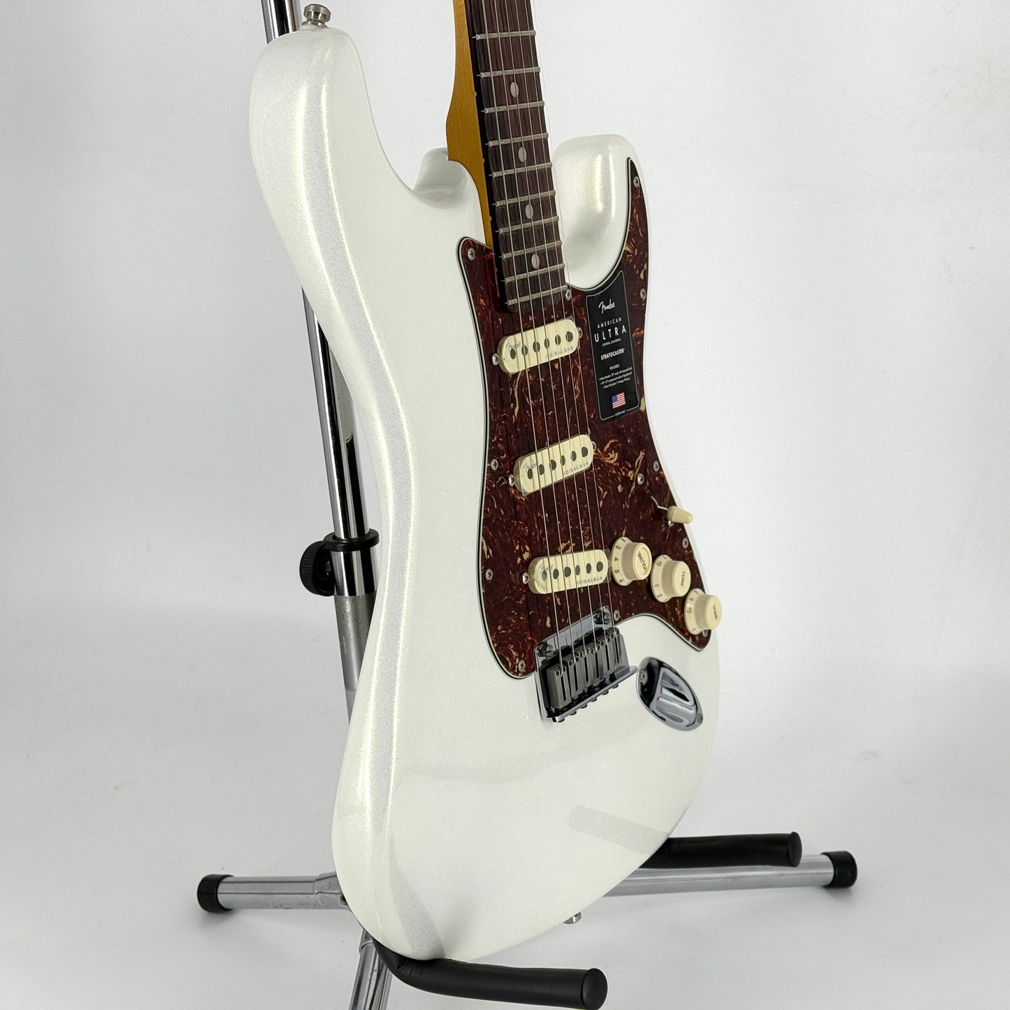 2021 Fender American Ultra Stratocaster – Arctic Pearl