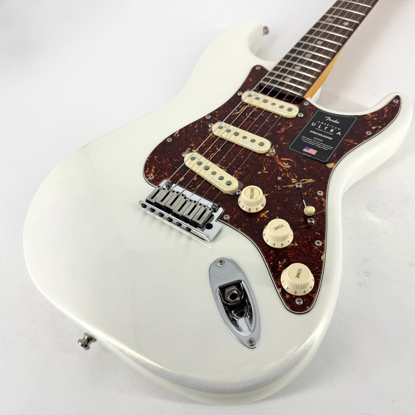 2021 Fender American Ultra Stratocaster – Arctic Pearl