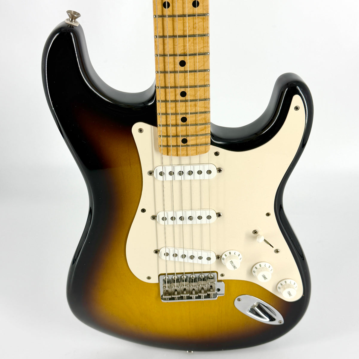 2005 Fender Custom Shop ’56 Stratocaster – 2 Tone Sunburst NOS
