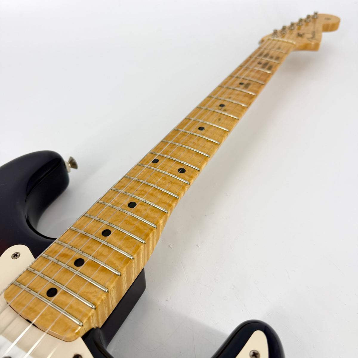 2005 Fender Custom Shop ’56 Stratocaster – 2 Tone Sunburst NOS
